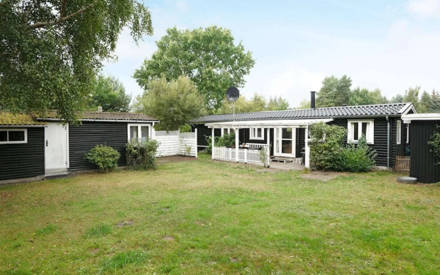 6 Person Holiday Home in Rodby