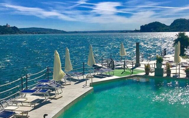 Elegant Apartment in Meina With Lake View