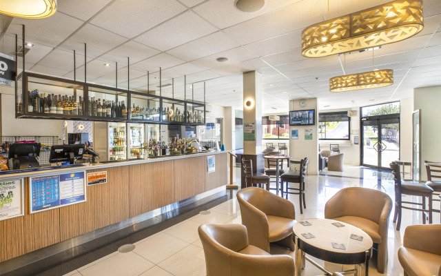 Gateway Hotel by Nightcap Plus