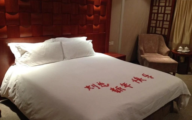 Gezhouba Hotel