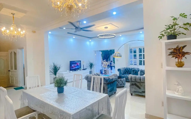 Villa 90 - Villa 86 Group