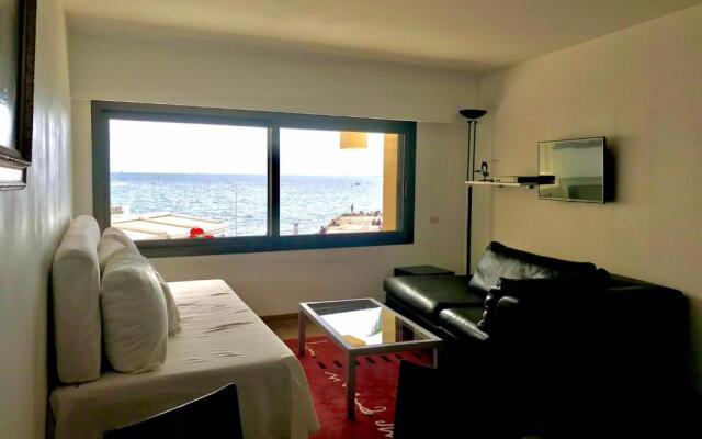 COEUR DE JUAN-LES-PINS 3P Front de mer