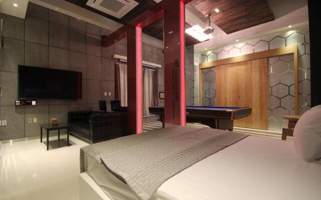 Gumi Indong Hotel LEE