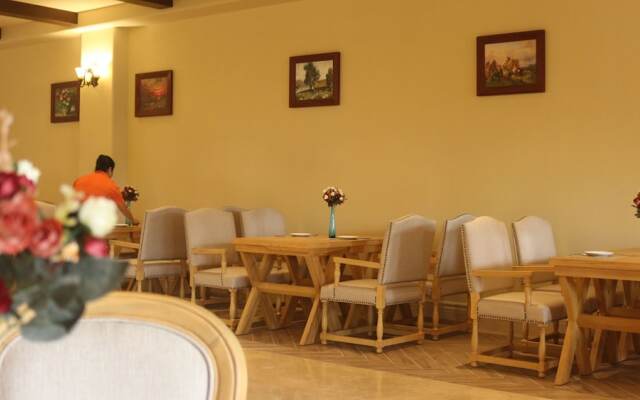 Champs Belle Maison Hotel Haikou