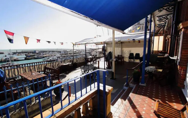 Royal Temple Yacht Club