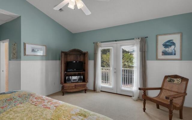 Lemon Drop Inn - 1938195