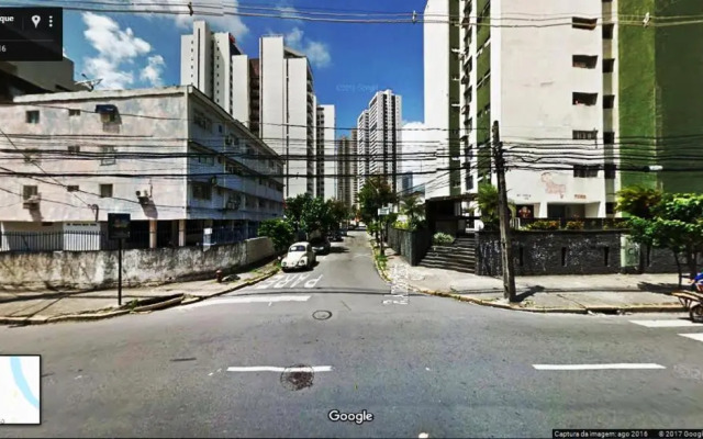 Minha Casa, Seu Hostel