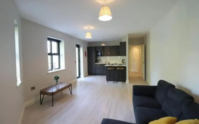 Charming 2-bed Apartment in Dublin's Countryside