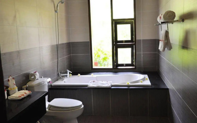 Sandhills Beach Resort & Spa