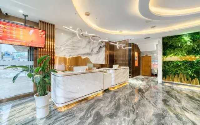 Yueyi Zhixuan Hotel (Huaihua South Railway Station, Wanda)