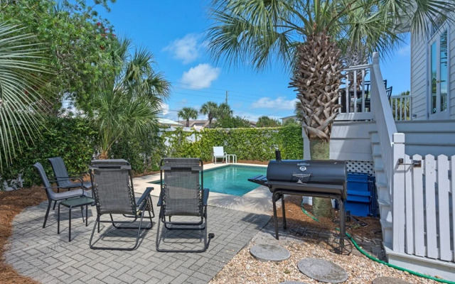 Shore Fun at Destin Pointe