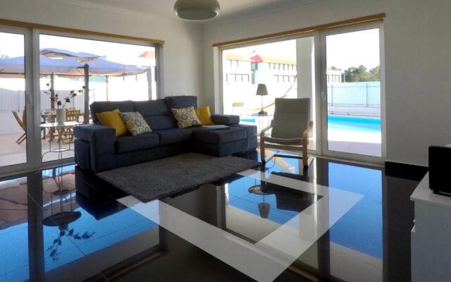 Faulha House,with BBQ and swimming pool