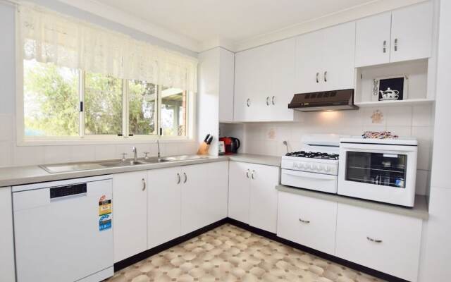 Country Breeze Farm Stay