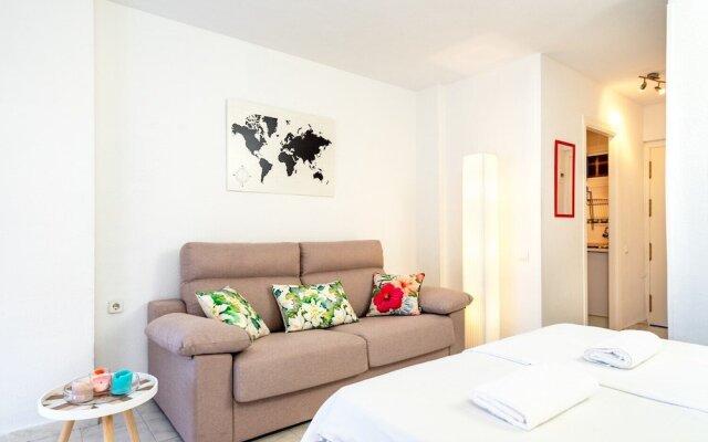 Lovely Studio with Sea View Ref 57