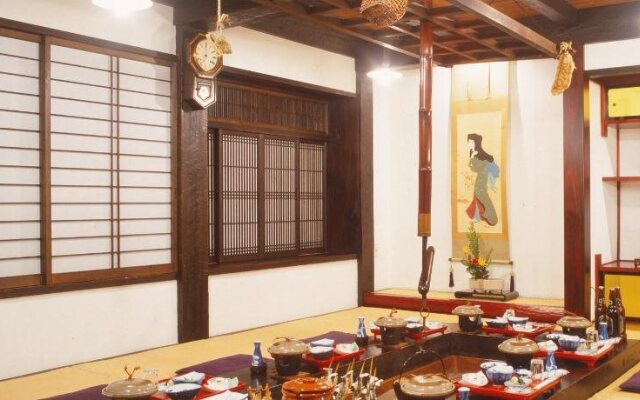 Higashiyama Onsen Motoyu Arimaya