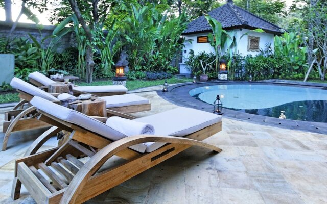 Villa Asih Legian