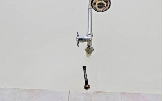 Hotel O Astri Homestay