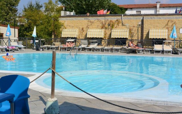 Camping Village Torre Pendente