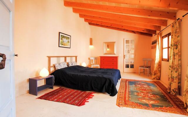 Great Romantic Village House in the Center of Felanitx and not far From the sea