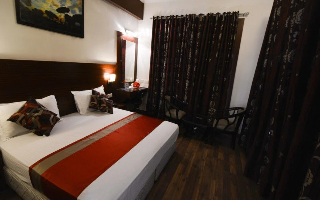 OYO 492 Hotel Janhvi International