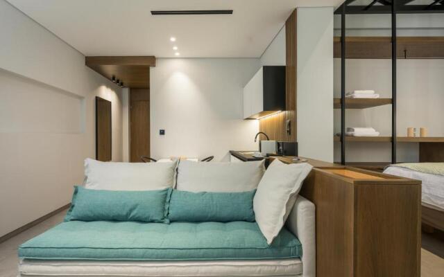 Ostrakon Suites