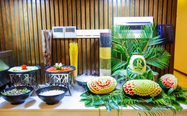 Ritzy Boutique Hotel Da Nang