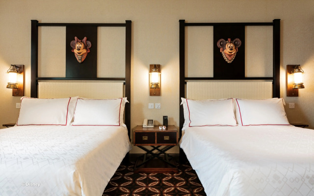 Disney Explorers Lodge