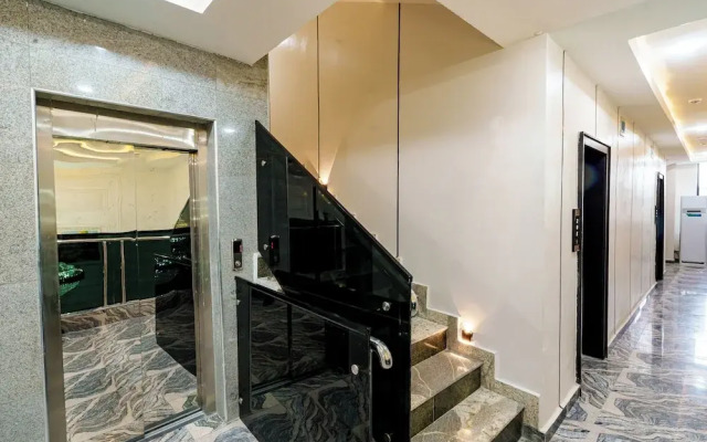 Roston Hotels
