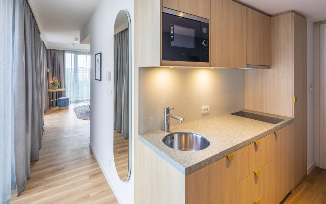 Capri by Fraser Leipzig