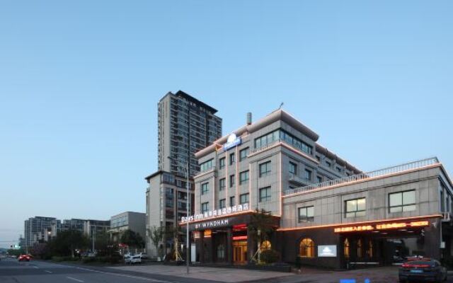 Days Inn Select by Wyndham Lishui