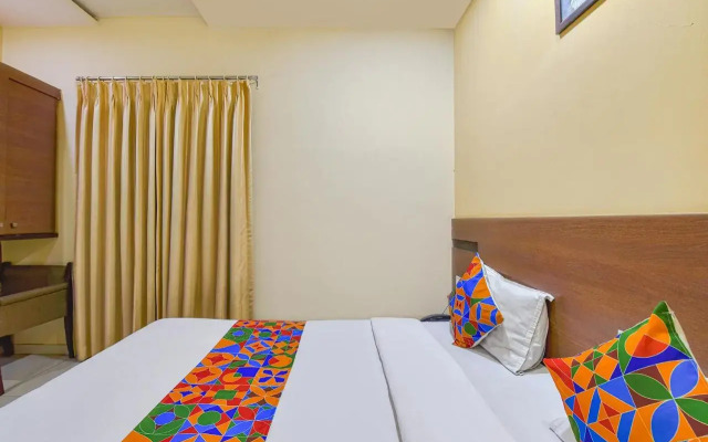 Fabhotel Rb Residency