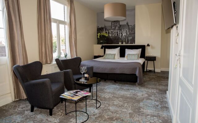 MonQui Boutique Hotel