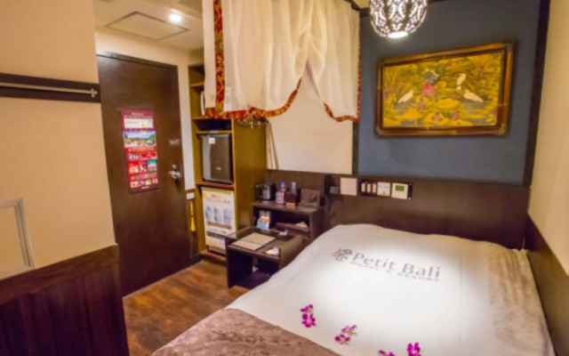 Petit Bali Ikebukuro - Adults Only