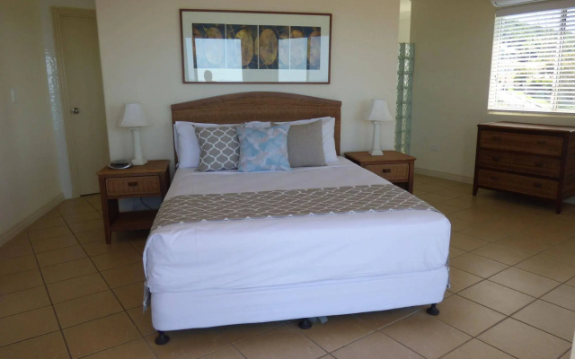 Villa Mar Colina – Guest Rooms – Yeppoon