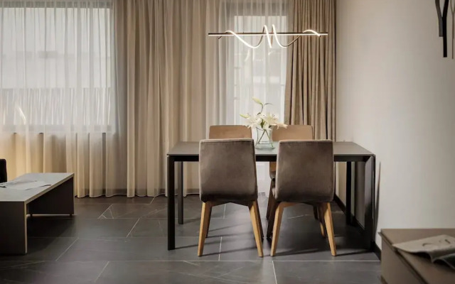Isabella Suites