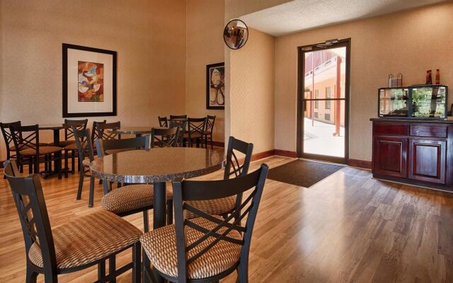 Best Western Benton Inn