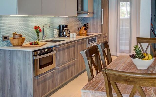 Hodges Bay Resort & Spa, an HQ Luxury Resort & Residences