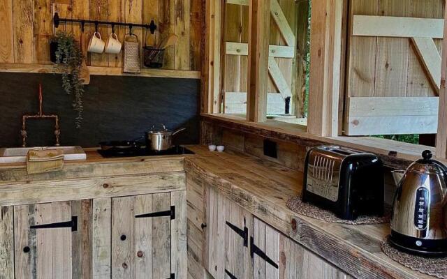 Bee Bole Cabin
