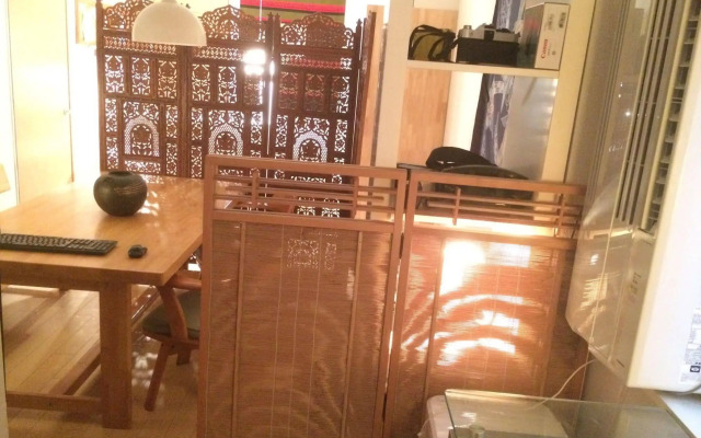 Central Osaka Bed and Breakfast Hostel