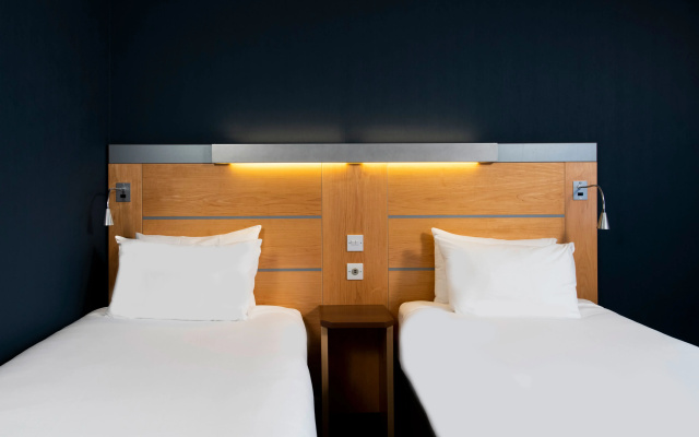Holiday Inn Express Edinburgh Royal Mile by IHG