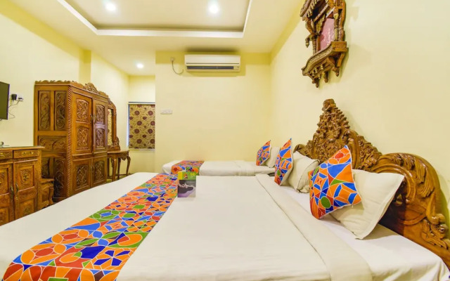 FabHotel Paradise For You