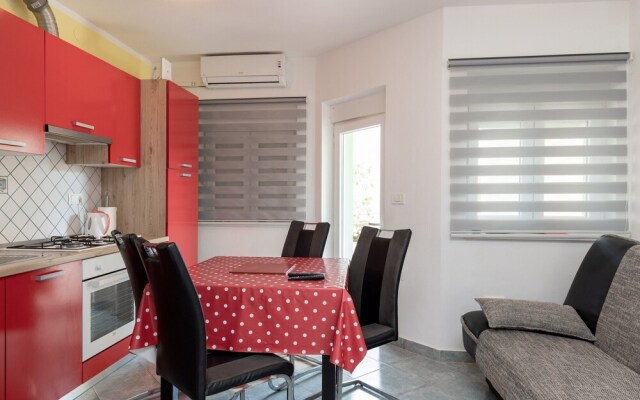 Apt Near N.park Paklenica 2 Few Mt Sea