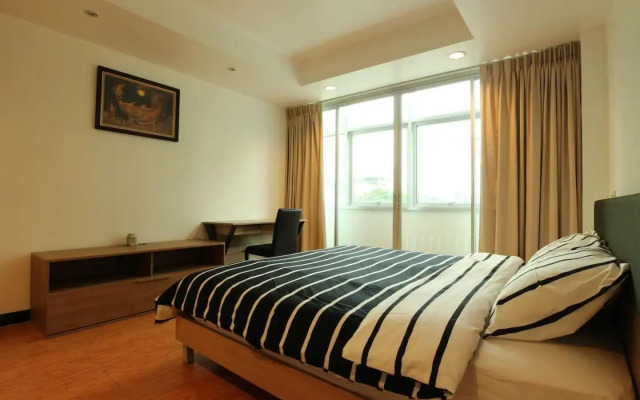 Serena Sathorn Suites