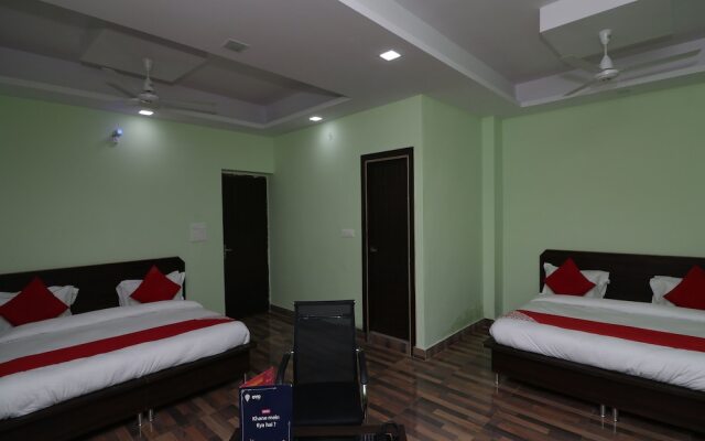 OYO 14825 Hotel Siddheshwar