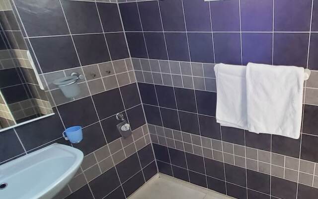 Economy Apartment 12 Sleeps 3 Guests