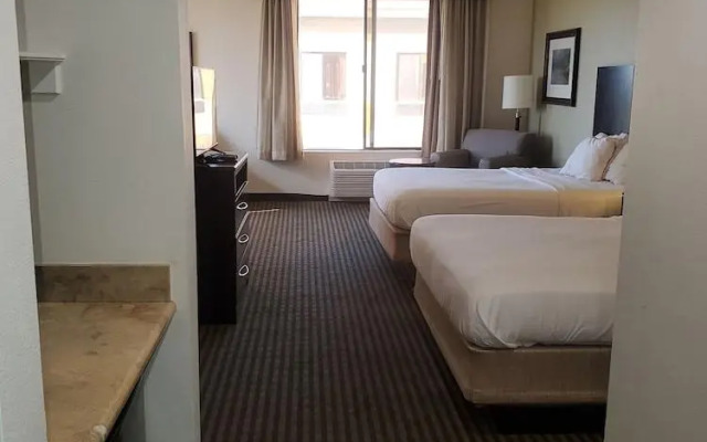 Spark By Hilton Phoenix East Mesa