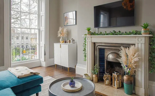 Stylish Grade II Apartment - The London