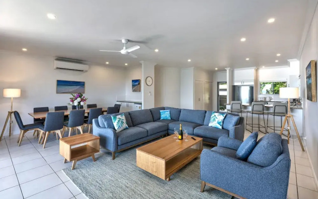 Blue Water Views 16