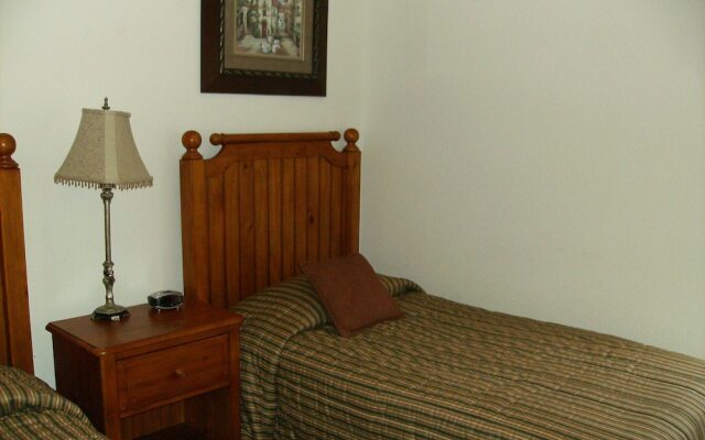 5 Bedroom Platinum Home With Games Room and Spa