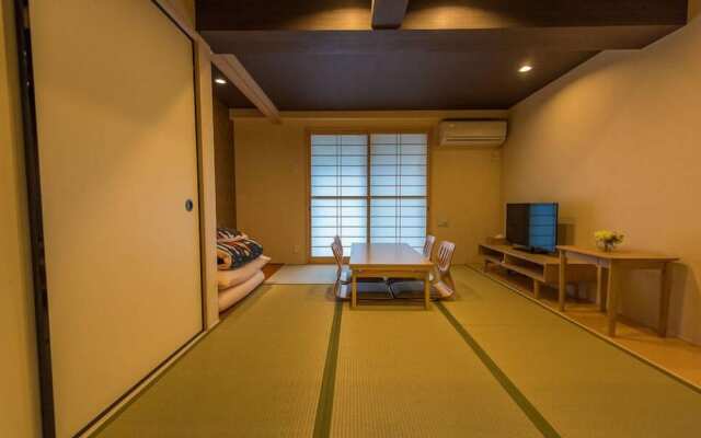 Kitano Tenmangu House A